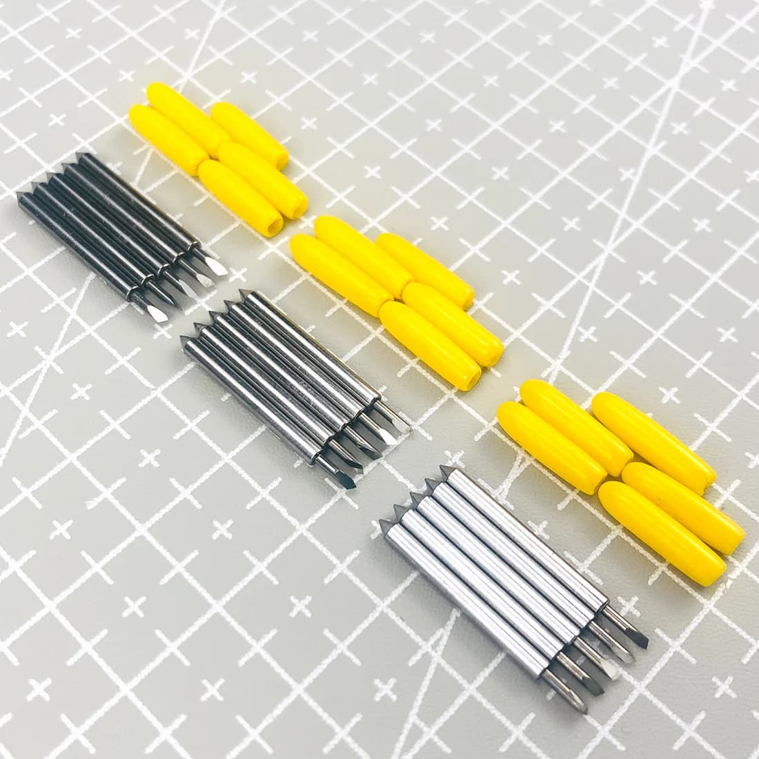 Coltello offset per taglierina in vinile con lama per plotter da 30 gradi 15 pezzi per Cricut Roland taglio profondo affilato