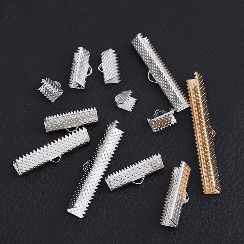 Clip a nastro in acciaio inossidabile, punta a crimpare per cavo, connettore per collana, connettore per bracciale, risultati con denti, 6 dimensioni, 5 colori