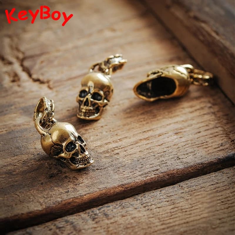Portachiavi Vintage Punk con Teschio, Gioiello Pendente in Rame Puro, Anello Portachiavi per Moto e Auto, Ciondolo in Ottone Metallico, Regalo per Uomo