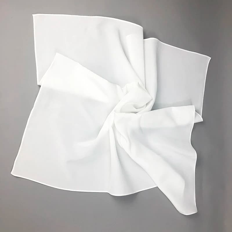 2020 nuove Donne Sciarpa Di Seta Piazza Collo Scialli Della Signora Solido Bianco Bandana Fascia Dei Capelli Fazzoletto per la Pittura di DIY