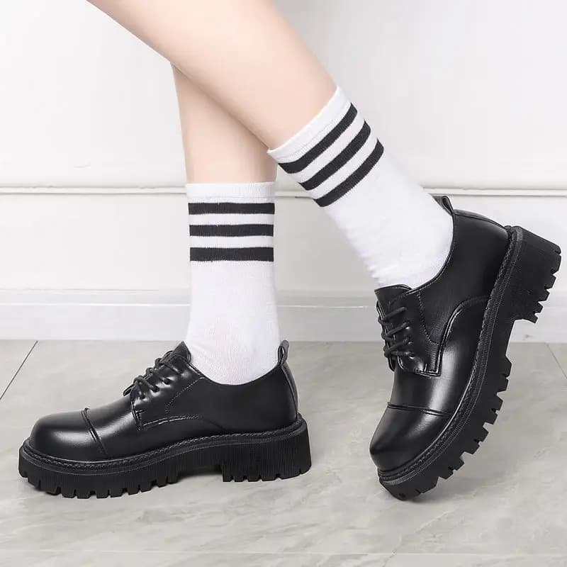Black Flat Shoes Women 2021 Fashion New Thick-soled Heeled British Leather Shoes Soft-soled Leather Flats Casual Platform Shoes