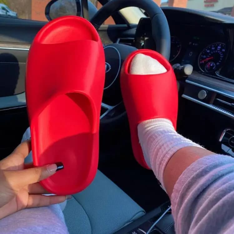 2026 Men/women Summer Slides Breathable Cool Beach Sandals Flip Flops Fish Mouth Men Slippers Lightweight Bone White Plus 36-45