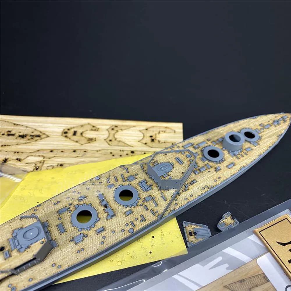 Mazzo in legno CY 700067 Foglio per mascheratura catena di ancoraggio per accessori per corazzata FLYHAWK 1/700 HMS Agincourt