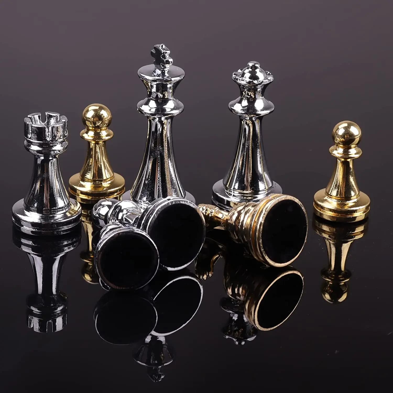 Set di scacchi in metallo 2 Extra Queen Gioco per adulti e bambini con pezzi di metallo Gioco Set professionale da viaggio Solo senza pezzi da tavolo