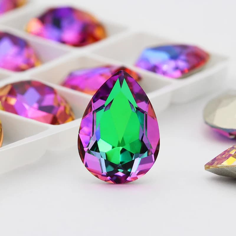 Strass lucidi a forma di goccia Artigianato fai-da-te Cristallo per abiti Borse per vestiti Colla pointback colorata su pietre Strass