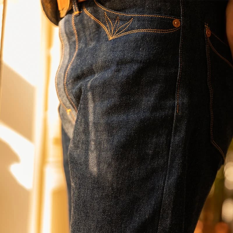 350-0001 Red Tornado Indigo Selvage Pantaloni non lavati Fibbia in ottone non sanforizzato Jean in denim grezzo 14 once