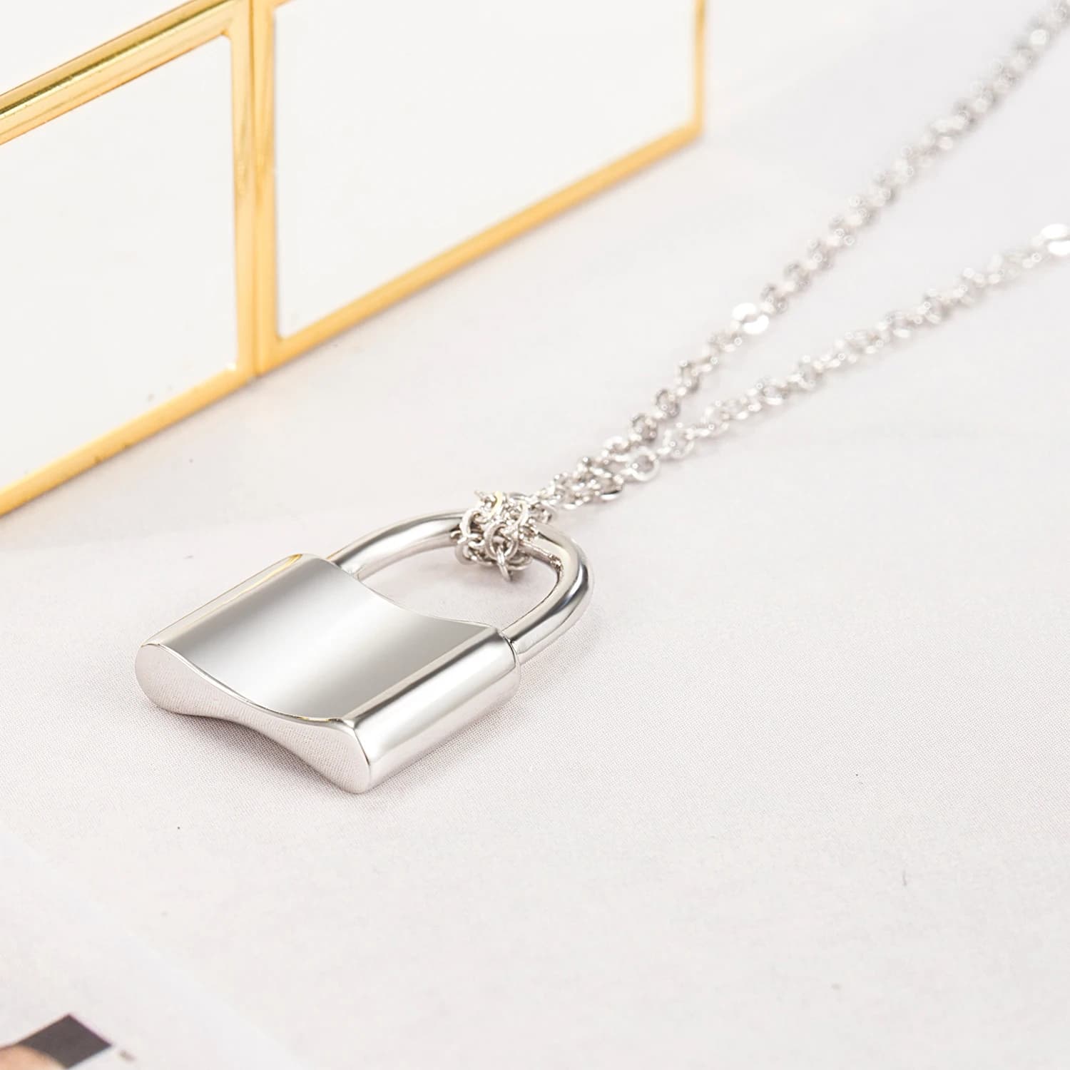 Collana girocollo con ciondolo a lucchetto in argento sterling 925, semplice ed elegante, per donne e ragazze, ideale per feste, matrimoni, regalo, nuovo design.