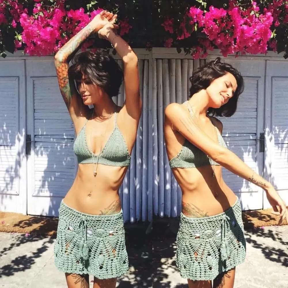 Bikini da spiaggia Sexy da donna all'uncinetto a mano Set Push up Crop Top cover up gonna nappe elastiche in vita stile Boho