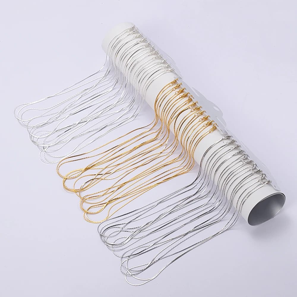 Collana 12pcs collana Catene Curb 40cm lunghezza catenaccio metallo catena a maglia semplici di risultati dei monili di DIY L'oro / argento / Rodio