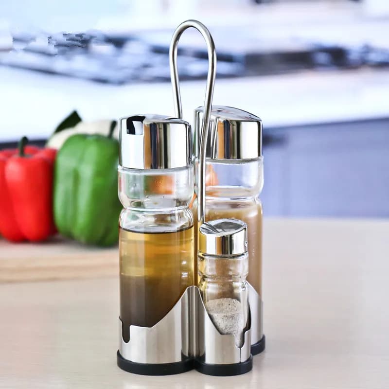 Set di vasetti classici in vetro per olio e salsa di soia, bottiglia di aceto, pepe, sale, spezie