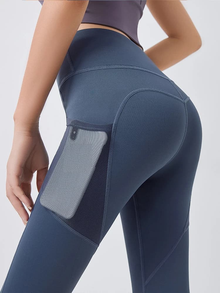 2025 Leggings da yoga a vita alta da donna nuovi Pantaloni sportivi traspiranti per il sollevamento del sedere ad alta elasticità senza cuciture per leggings da palestra da donna