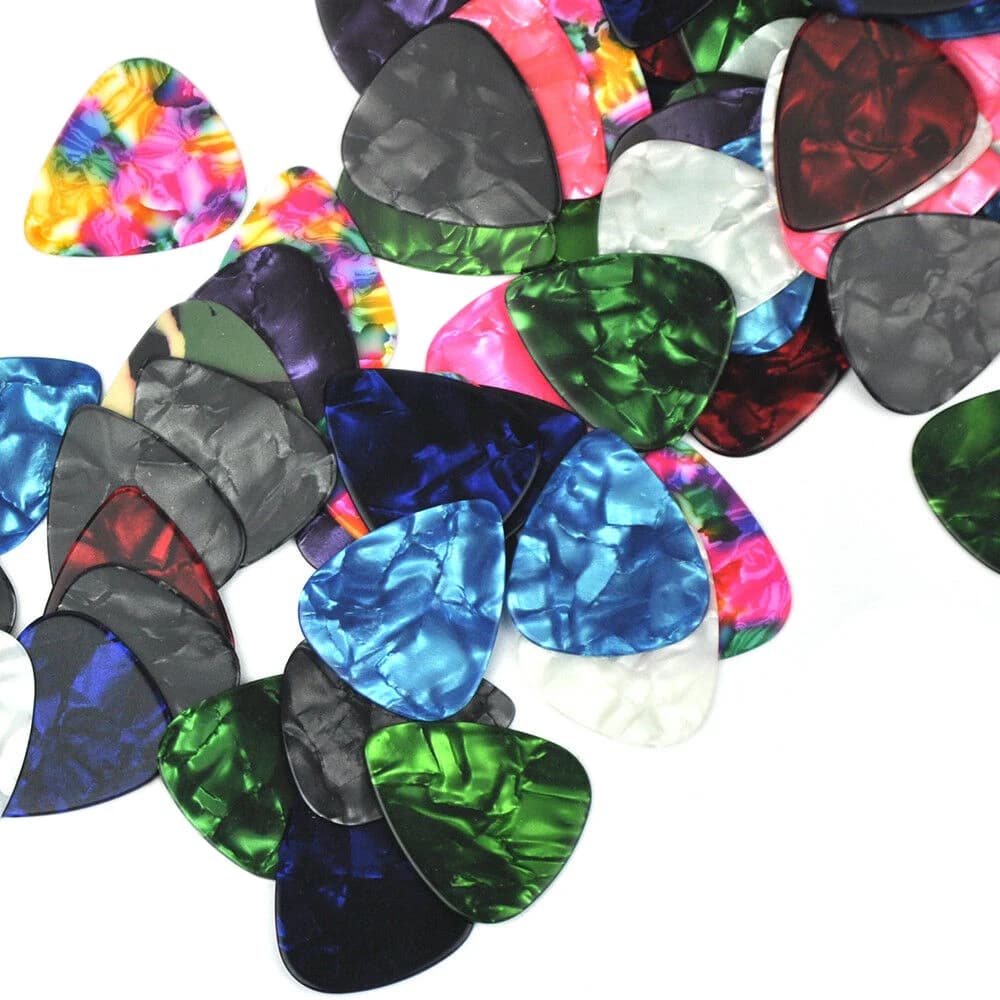 Lotti di 100 pezzi Nuovi plettri per chitarra pesanti da 0,96 mm Plettri in celluloide Colori assortiti