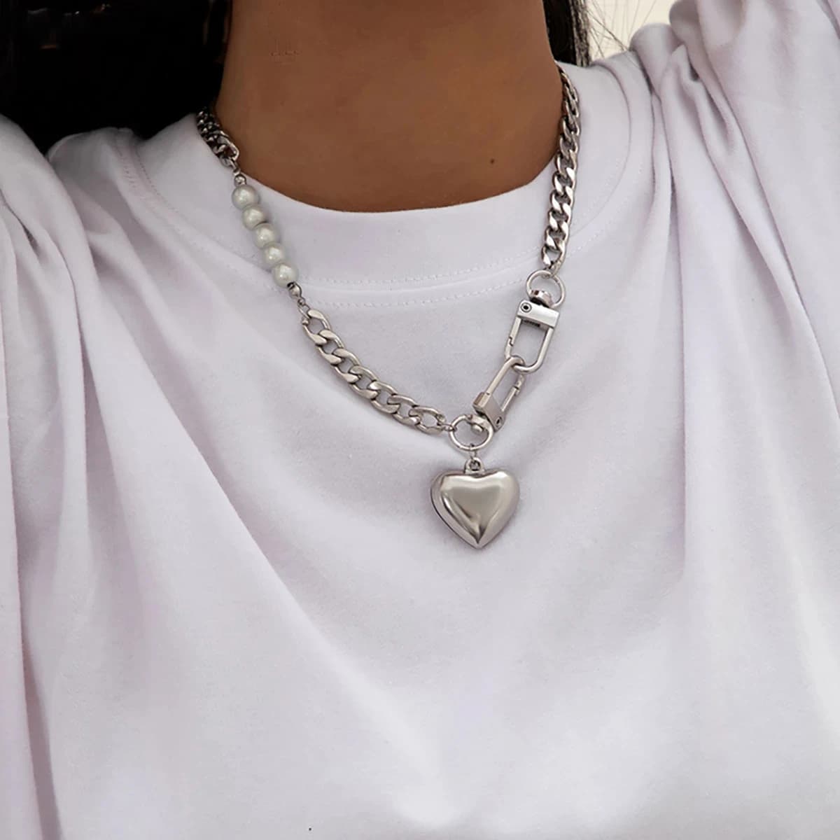 Salircon Collana con ciondolo a forma di cuore in acciaio inossidabile punk per donna Collana con portachiavi con serratura a sfera in acciaio Kpop Regalo di gioielli gotici 2022