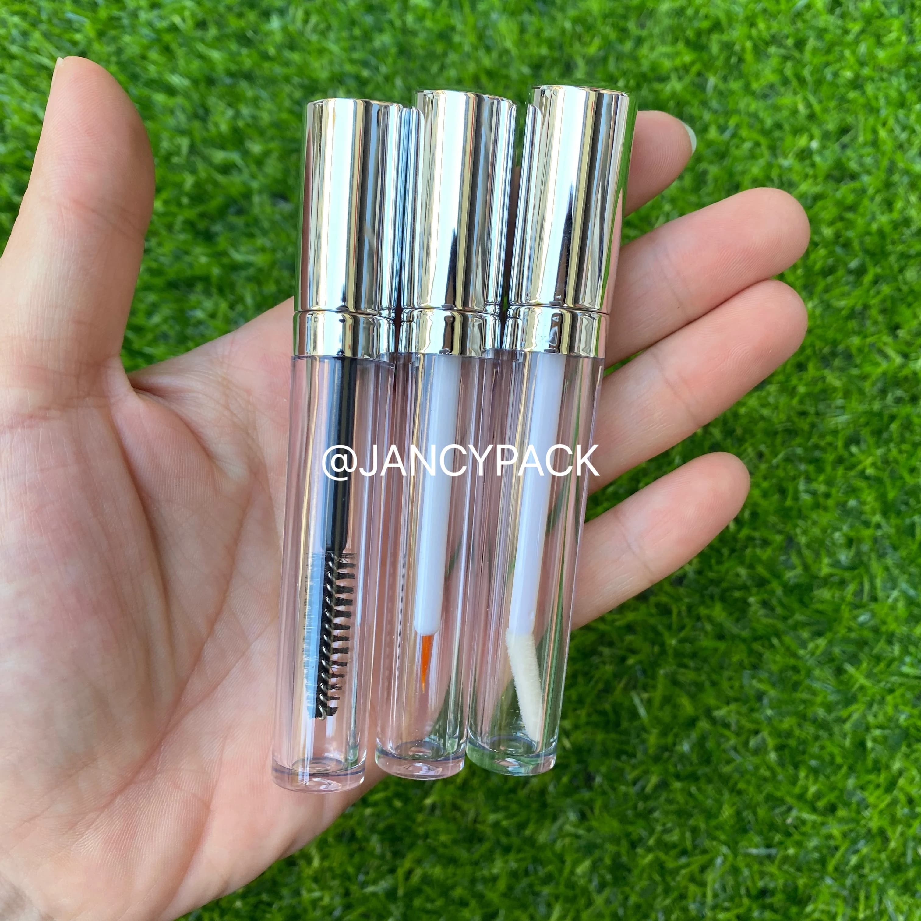 3 ml silver plastic cover Empty tubes for lip gloss wholesale Custom Logo Round lip oil tubes Eyeliner lip balm