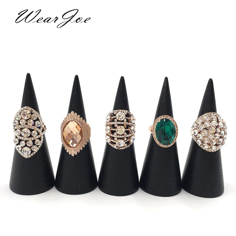 Black Wooden Ring Exhibitor Vintage Cone Exhibitor for Solid Wood Toe Exhibitor for Jewelry Exhibitor