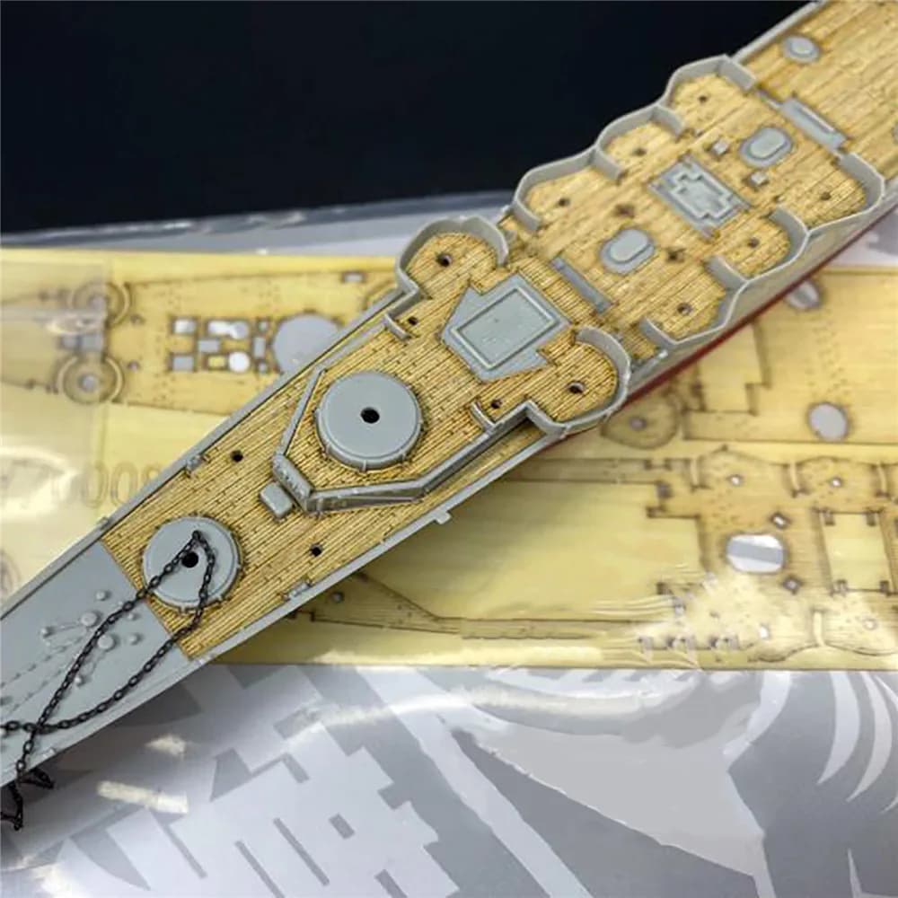 Ponte in legno in scala 1/700 e catena di ancoraggio per accessori di corazzata modello Trumpeter San Francisco 1944