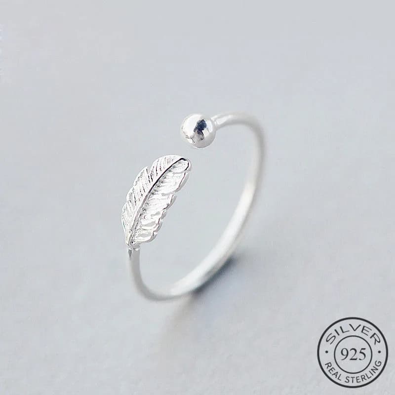 Authentic 925 sterling silver adjustable ring with personality of cute feathers, refined jewelry for women, stylish holiday accessories