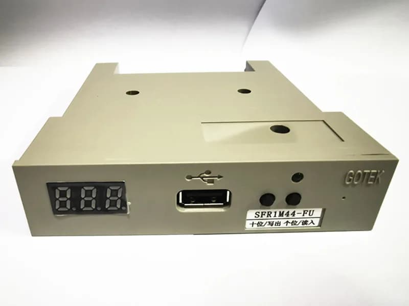 Il trasporto libero 3.5 "SFR1M44-FU USB SSD Disco Floppy Emulatore per Ricamo a Macchina GOTEK