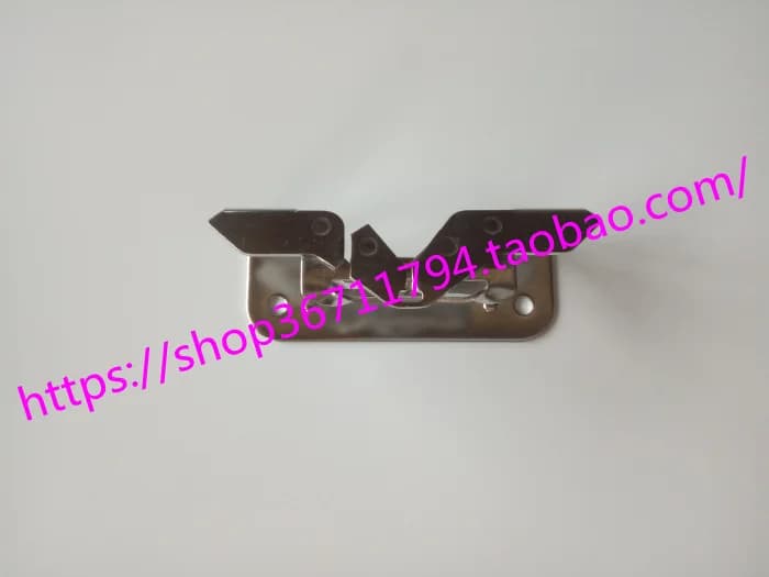 Pezzi di ricambio per FEEDER GIALLO PLATURA PER BROTHER Accessori MACHINE PER TESSURA RIBBIA KR850 KR838 KR830 411997001