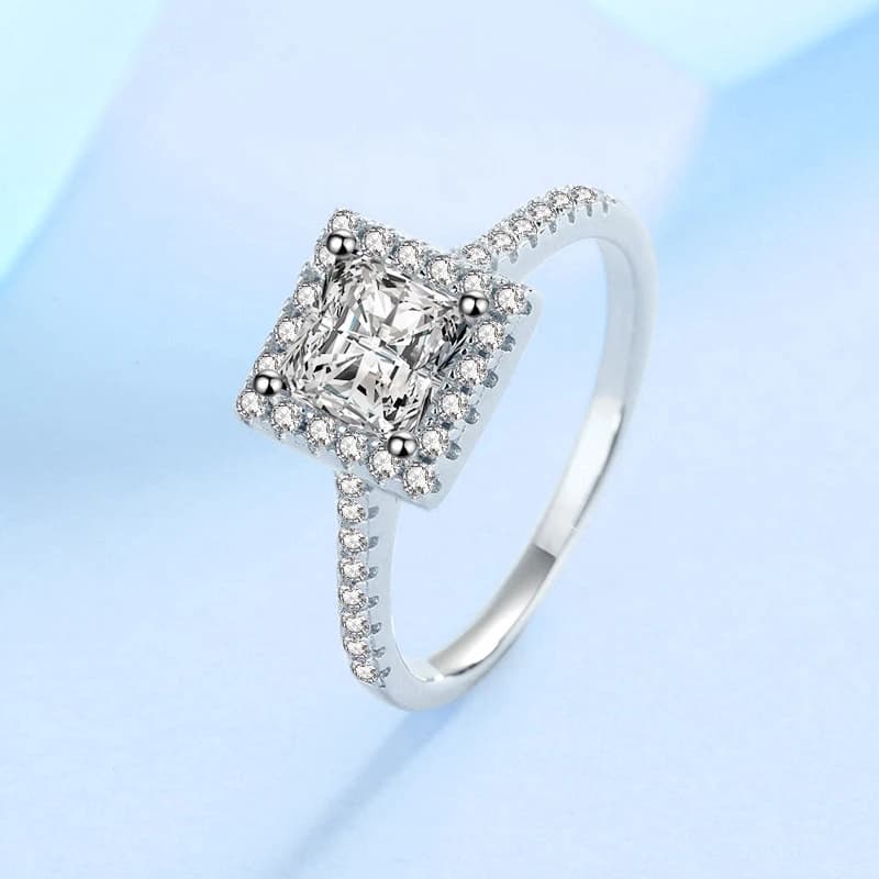 Anello di fidanzamento Moissanite taglio principessa 1 CT anello in argento Sterling 925 Halo Diamond Wedding Band promessa per gioielli da donna