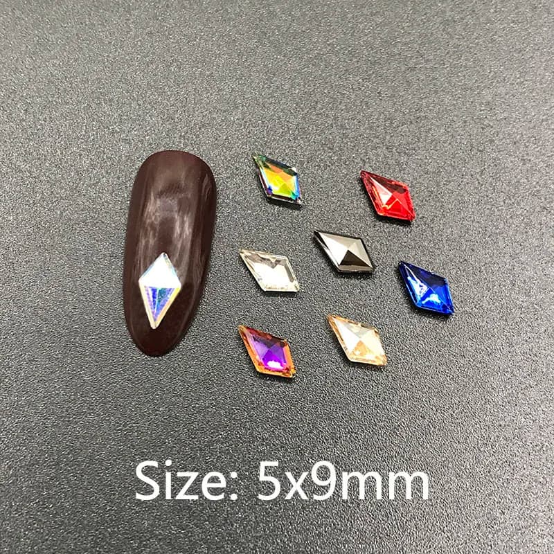 30/100 Pz Nail Art Strass 5x9mm 3D Freccia di Vetro di Cristallo Glitter Diamante Pietre Lucide Per Manicure Decorazione FAI DA TE accessori