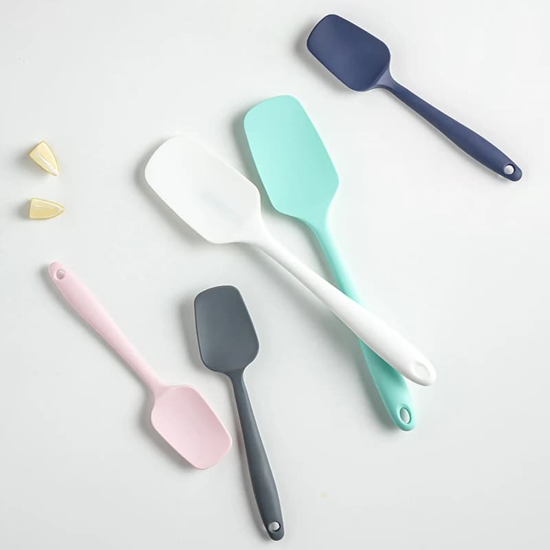 Silicone Shelf Spatula for Food Use Silicone Cucchiaio for Kitchen Spatula Accessories for Kitchen Tools