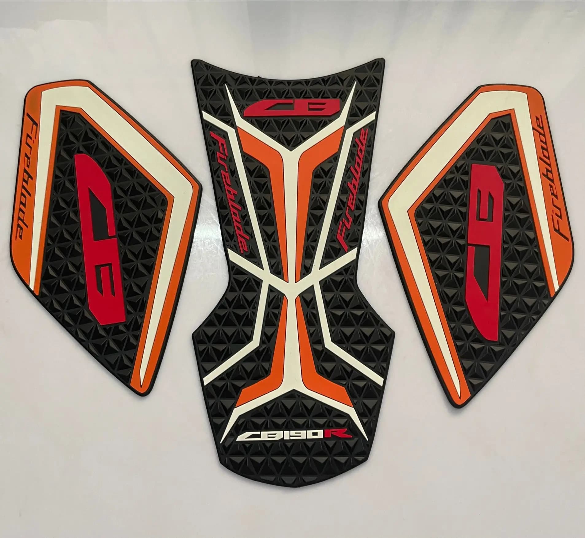 Per Honda Storm Eye CB190R CB 190 R Protector antiscivolo Tank Pad Sticker Gas Knee Grip trazione Side Pad 3M Decal