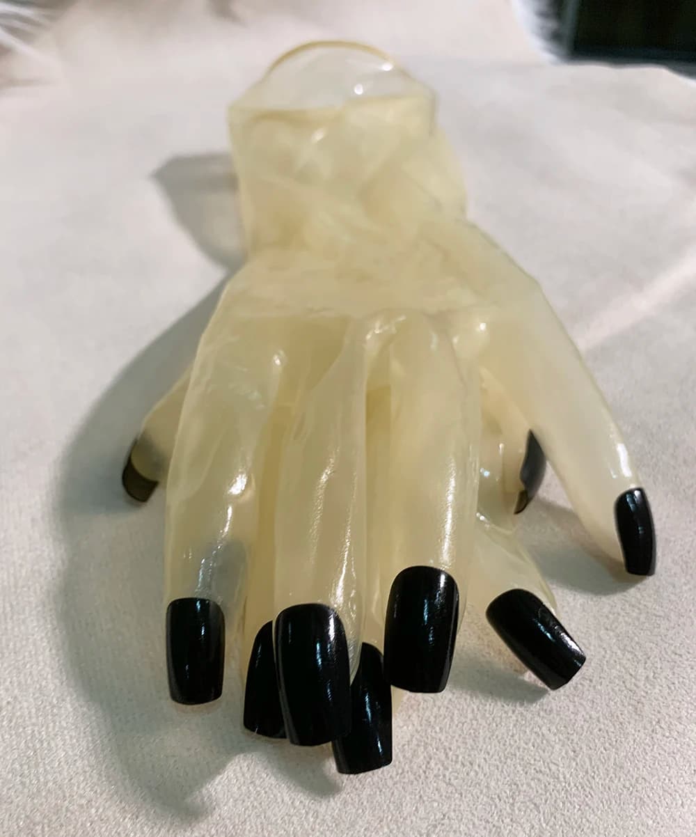 Crossdress maschio a femmina olio lucido trasparente Super sottile lattice Zentai corto nero unghie Fetish trasparente Cosplay guanti Kigurumi