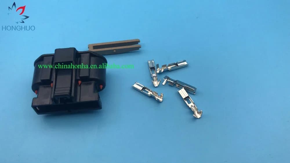 Il trasporto libero 10 pz MG640547-5 Sensore MAF femmina a 6 pin e distributore di accensione per connettore automobilistico Spina per auto