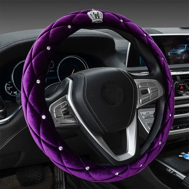 38 cm Universal Seat Cover Soft and Warm Cover for SUVs for cars Luxury crown with diamond design Interior accessories car