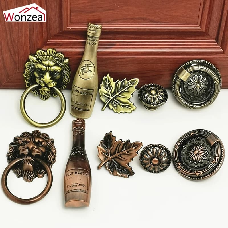 Maniglie per mobili foglia di bottiglia di vino a forma di testa di leone armadio tira il cassetto della porta manopole singole Hardware in rame rosso bronzo antico