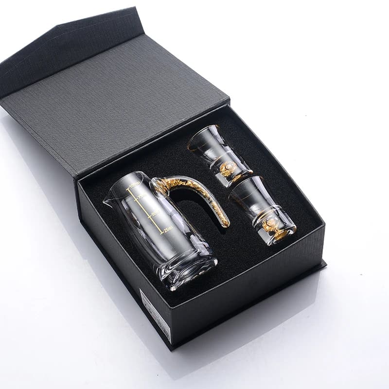 24K Lamina D'oro di Cristallo Della Vodka Della Spirito Bene Decanter di Vino Colpo di Vetro Set Ancora Destilador chiaro di Luna Accessori Decantador De Vino
