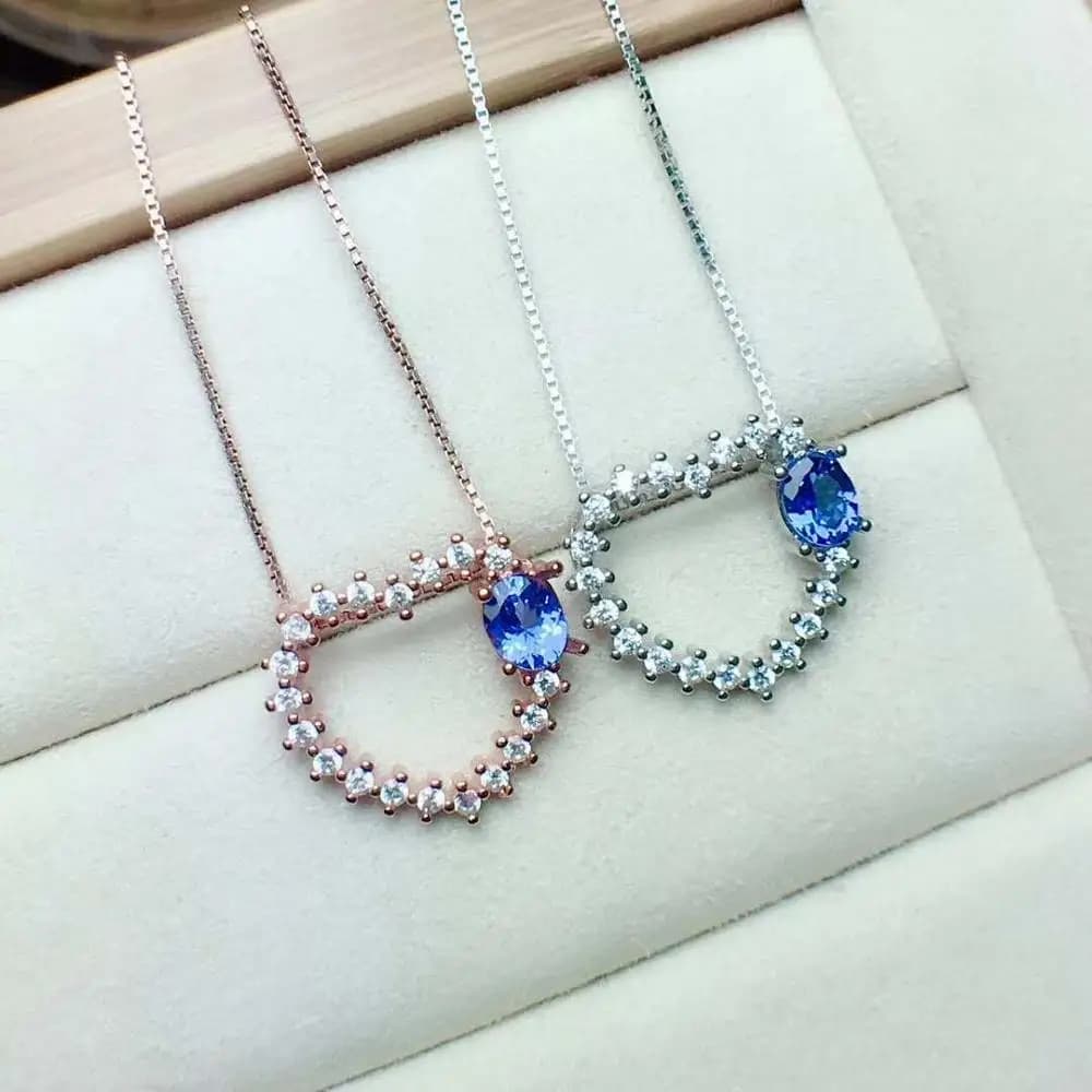 Collana di tanzanite Ciondolo tanzanite reale naturale Solido argento sterling S925 per le donne Gioielleria raffinata di pietre preziose di colore