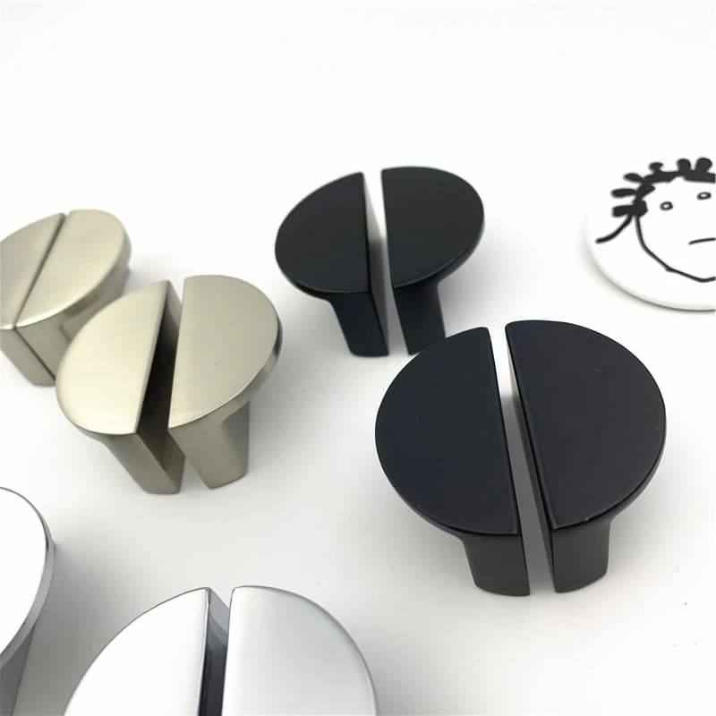 LCH 32mm Semicircolare in lega di zinco solida conchiglia nera opaca Maniglia cromata Maniglia per cassetto dell'armadio Maniglia per porta Stile cinese Mezza luna