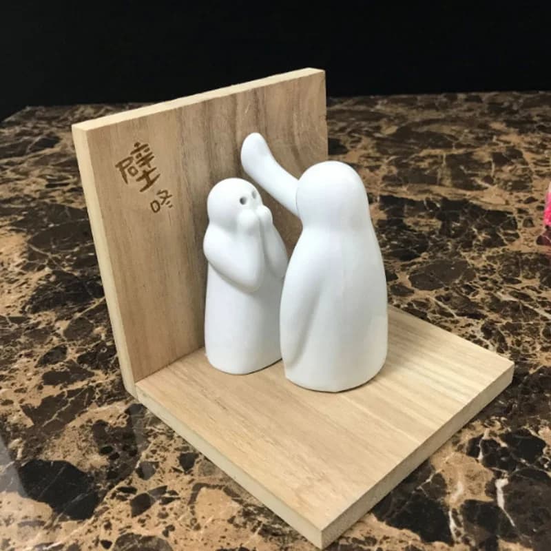 Simpatico Mini condimento in ceramica salsa di soia bottiglia vaso Set piccoli ornamenti per la casa bottiglia di Dispenser per barche sugo in stile giapponese LA847