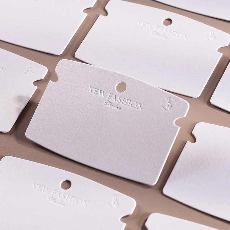 Commercio all'ingrosso degli accessori dei gioielli delle etichette delle etichette del supporto dell'esposizione della catena del braccialetto del cartone bianco ecologico di nuovo modo di stile
