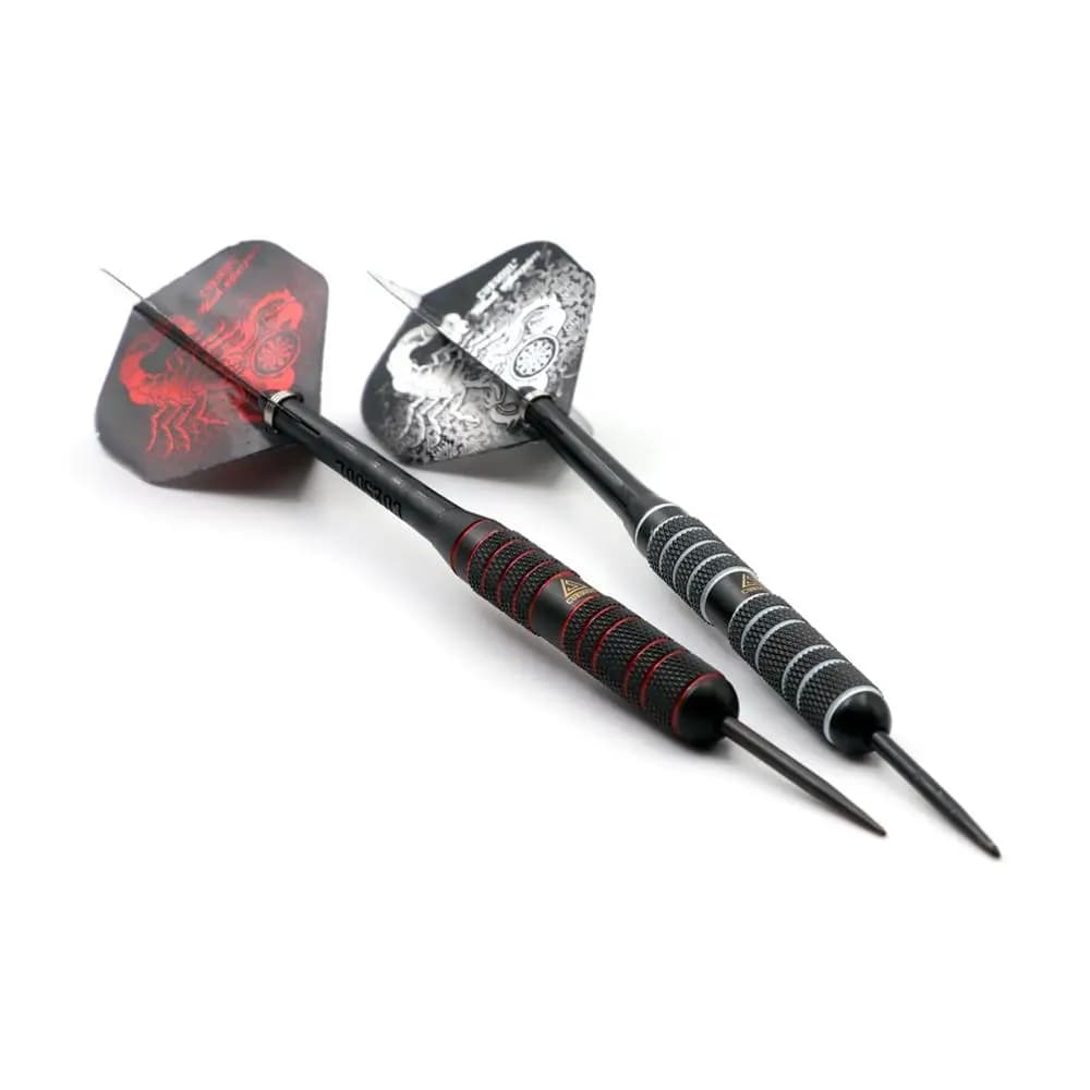 CUESOUL Set da 6 freccette professionali con punta in acciaio da 24 g con 12 voli per freccette Scorpion + temperamatite per freccette