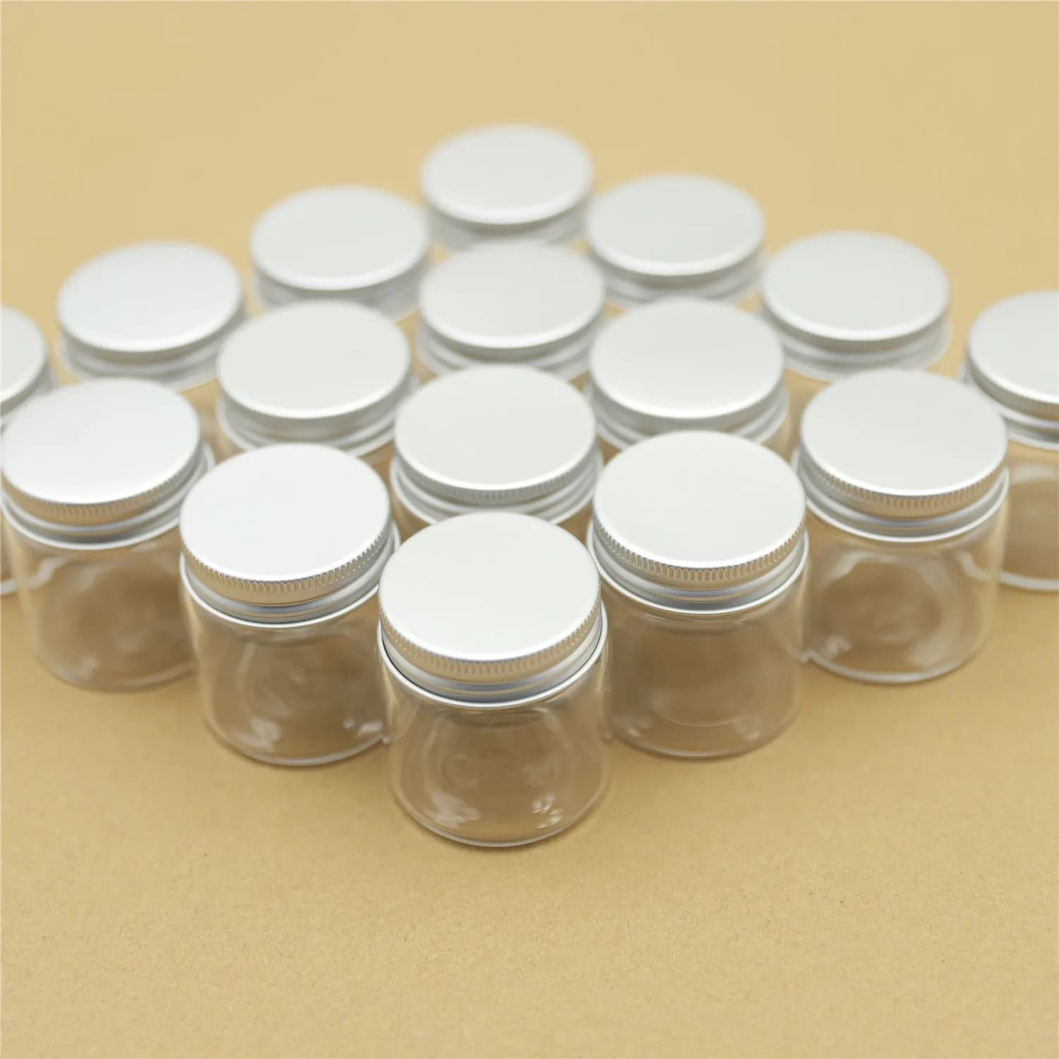 24 pezzi 33 × 47 × 50mm 50ml bottiglie di vetro con tappo a vite in argento vasetti piccoli fiale artigianato fai da te vasetti trasparenti mini bottiglie di stoccaggio di spezie