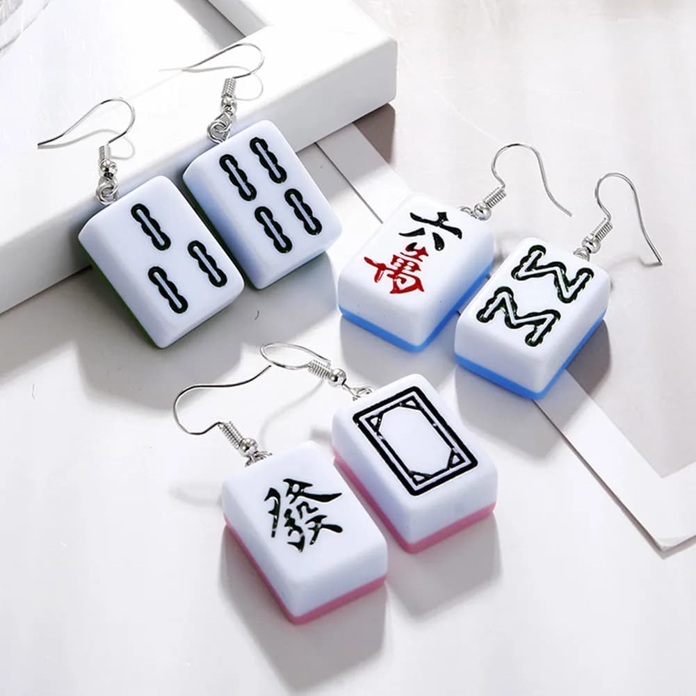 Creativo Acrilico Cinese Mahjong Rosa Blu Orecchini A Pendaglio Per Le Donne Delle Ragazze di Modo Esagerato Divertente Ciondola Gli Orecchini Del Partito Dei Monili