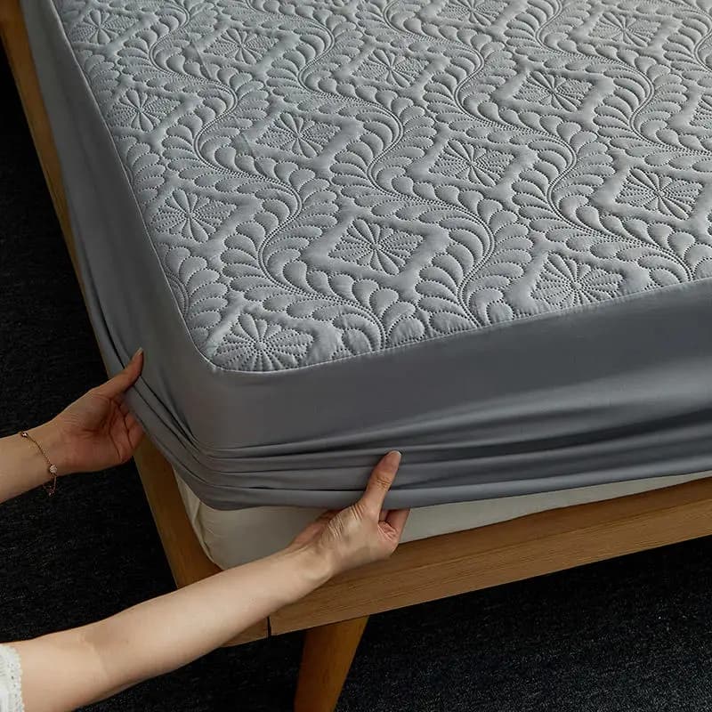 Bonenjoy waterproof quilted sheet with elastic protection for Queen King Size mattress in solid color for double bed