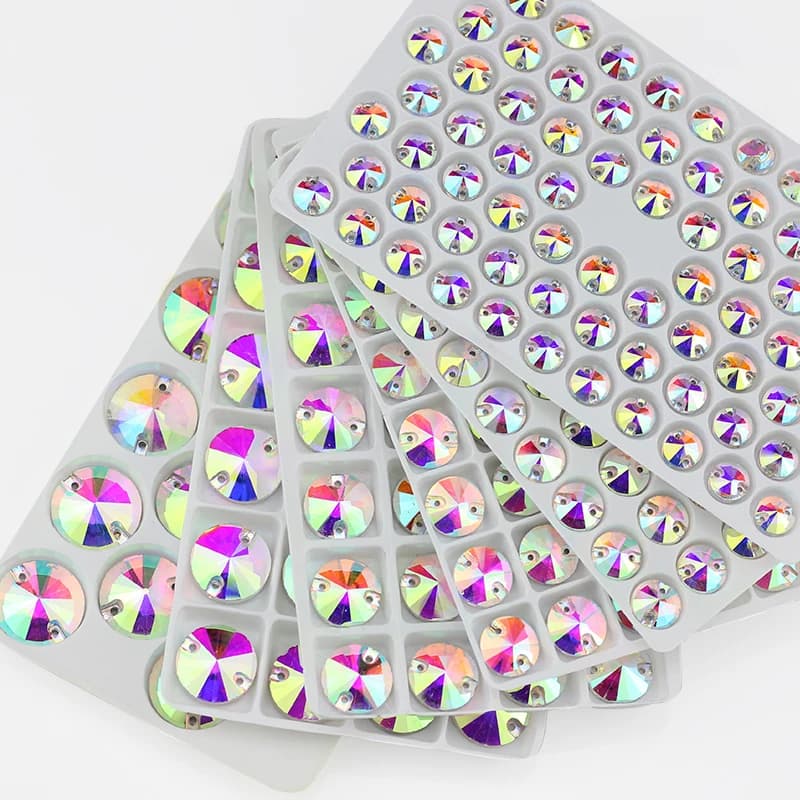 QL di Cristallo Rivoli Cucire Su Strass Chiaro AB di Cristallo Di Flatback 2 fori rotondi per il FAI DA TE Abbigliamento borse scarpe accessori