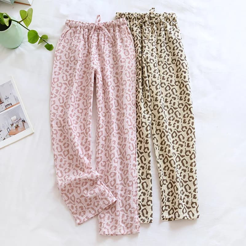 2026 primavera e l'estate nuovi pantaloni da donna 100% cotone crepe pigiama con stampa leopardata pantaloni da casa traspiranti assorbenti del sudore