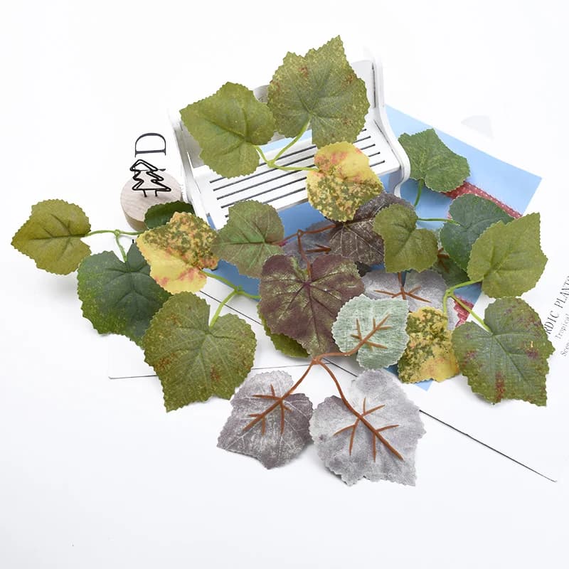 30/100 pieces of silk maple leaf wedding accessories liquidation home decoration Christmas gift DIY artificial plants wholesale