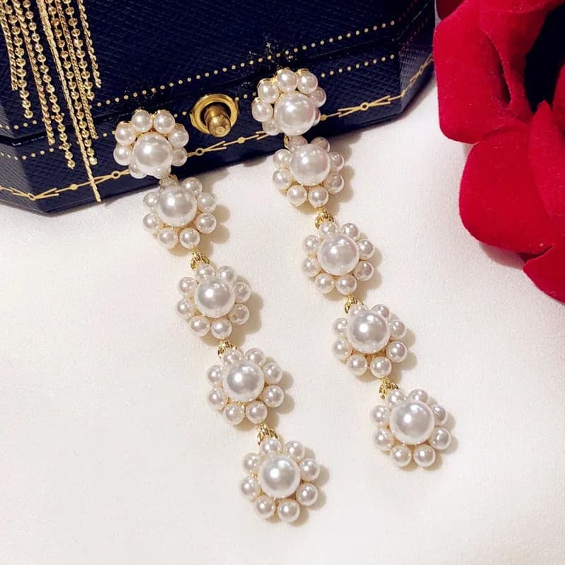 Earrings pendants for women Design original 925 needles pearl imitation flower earrings long refined jewelry