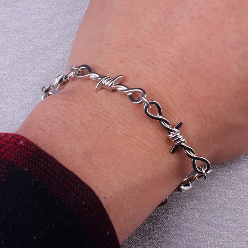 Bracciale unisex in ferro con rottole a filo piccolo Donna Uomo Hip-hop stile punk gotico Filo spinato Piccoli spine Bracciale Gioielli Regali