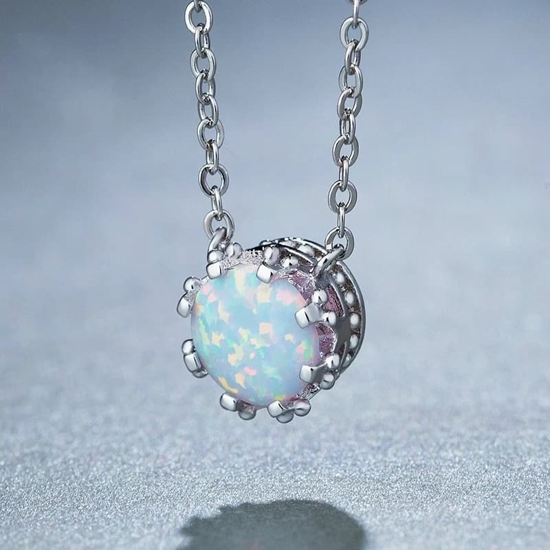 2025 Fashion White Fire Imitation Opal Pendant Necklace Wedding Jewelry Bohemian Statement Girl Gift Cute Women Necklace