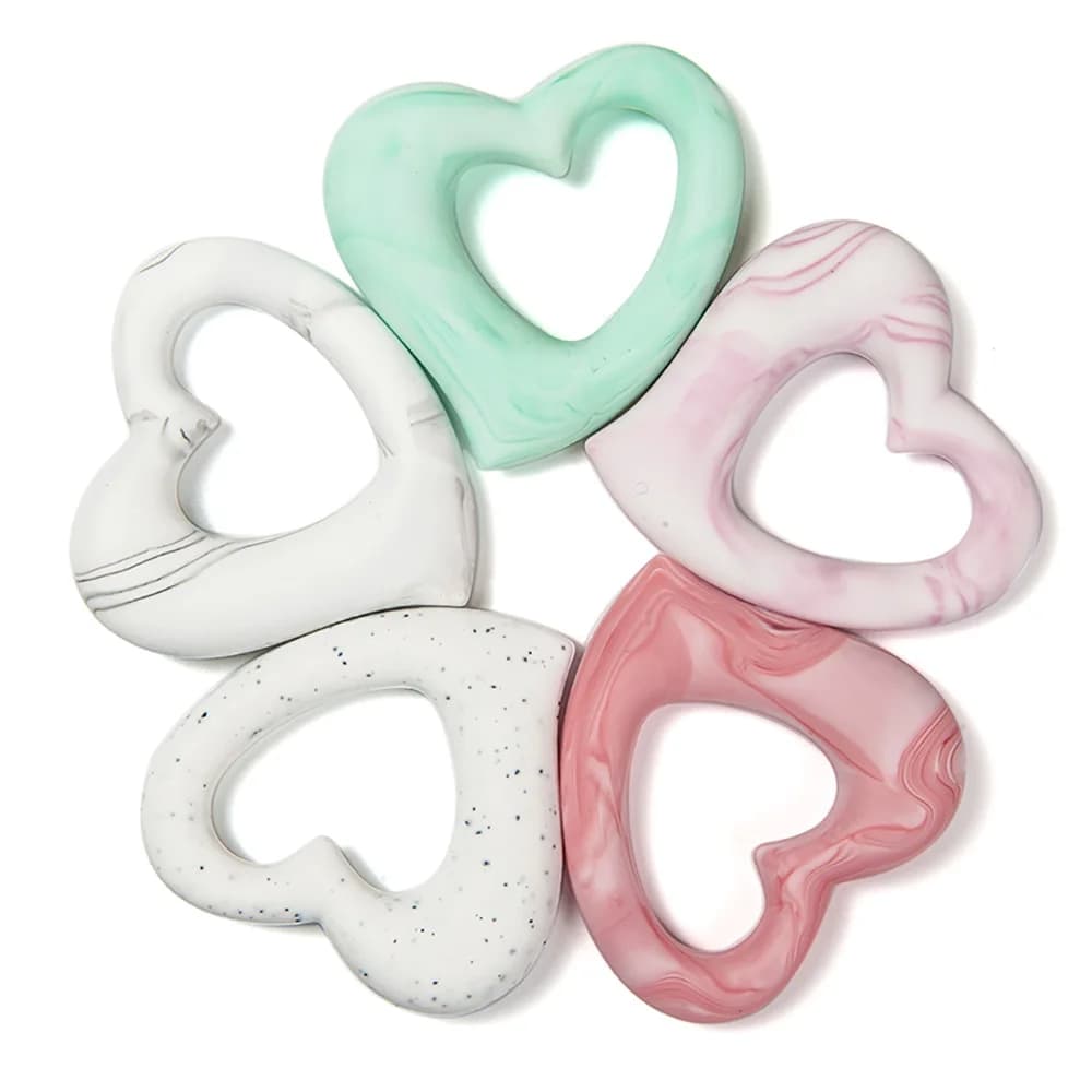 Cute-Idea 1pc silicone storto a forma di cuore massaggiagengive ciondolo collana bracciale appeso a mano giocattolo regalo per bambini ciuccio dentizione