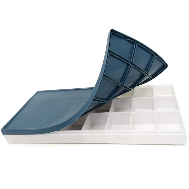 24 Grid Plastic Paint Palette Paint Tray with Soft Lid Portable Leak Proof Color Paint Box for Watercolor Acrylic Oil Paints