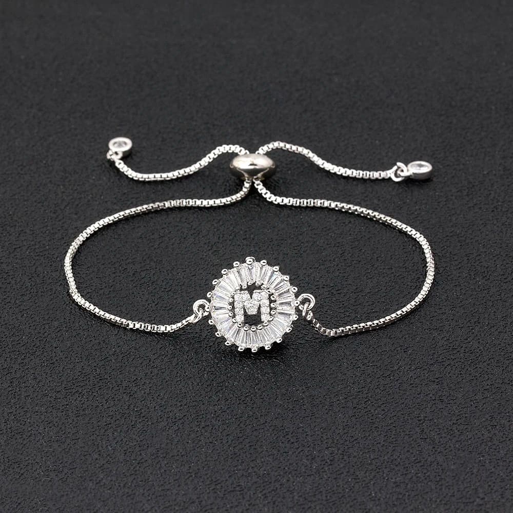Nidin vendita calda A-Z iniziale rame zircone cubico lettera braccialetti con ciondoli catena regolabile per gli amanti delle donne regalo di gioielleria raffinata