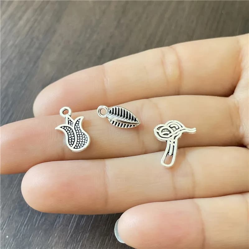 Small Metal Pendant Flower Seed Charm For Making Jewelry Handmade DIY Bracelet Necklace Accessories Wholesale